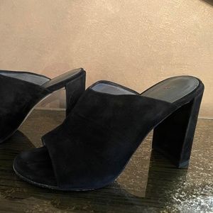 Stuart Weitzman black mules/slides